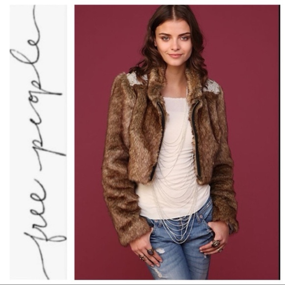 Women's Free People Faux Fur Cropped Jacket Embellished Shoulders Zip‎ Front